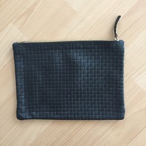 Clare Vivier Flat Basketweave Clutch (Black)